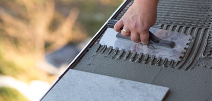 KLEJ Z FUNKCJĄ HYDROIZOLACJI. TARAS NA RAZ.